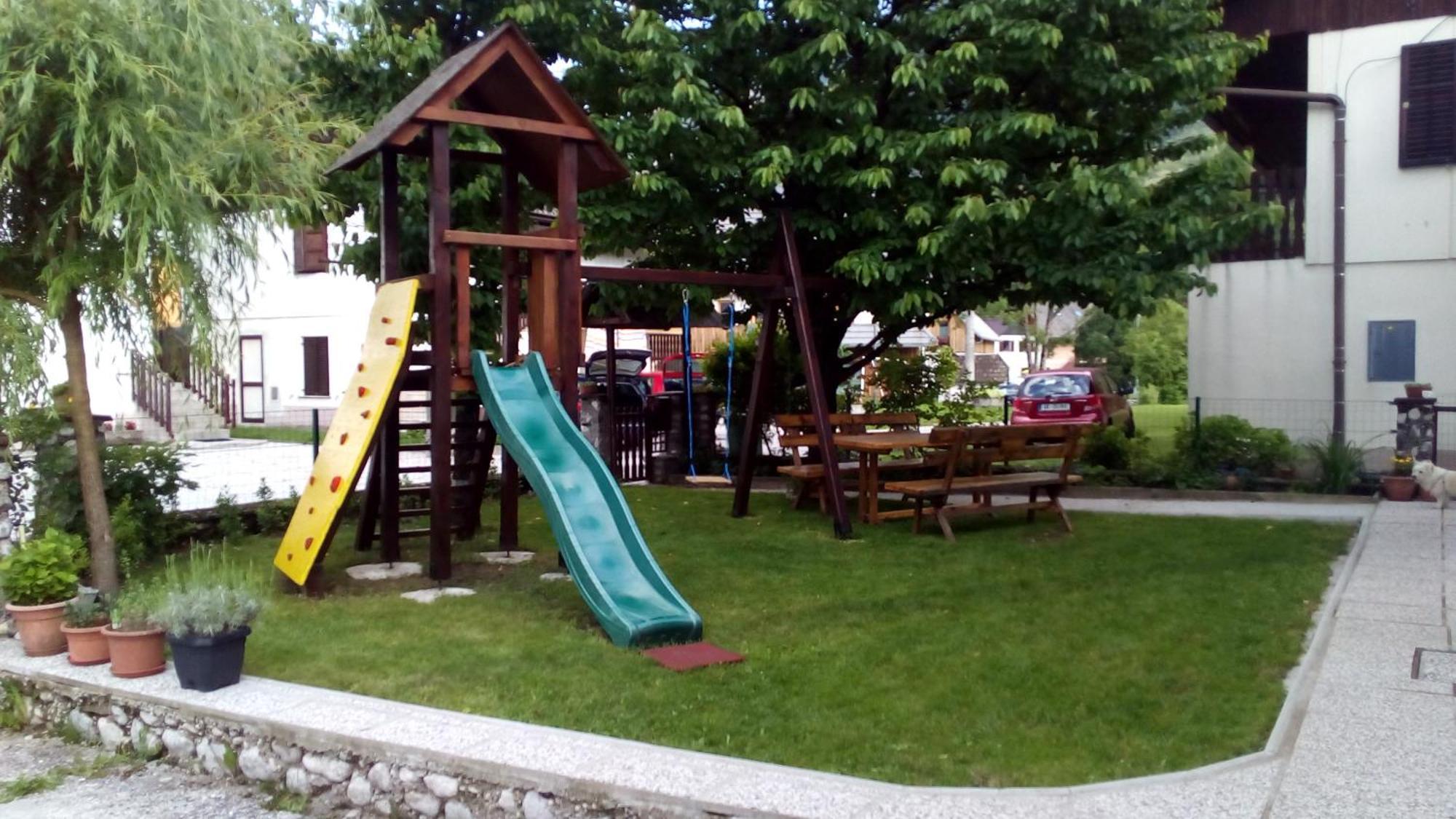 보베츠 Apartma Planinski Raj 아파트 외부 사진